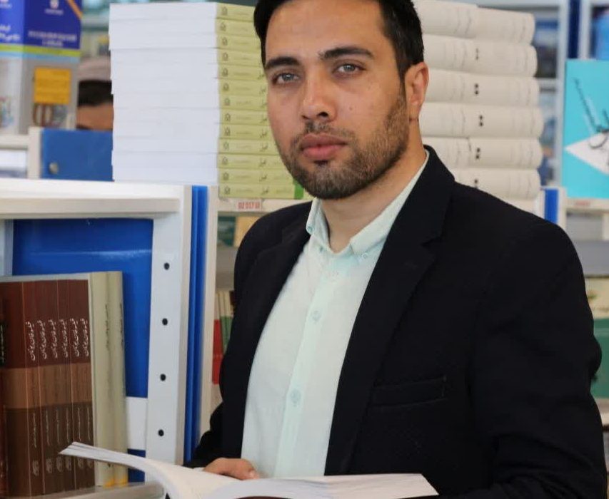 چاپ انواع کتاب در ناشر برگزیده ایران