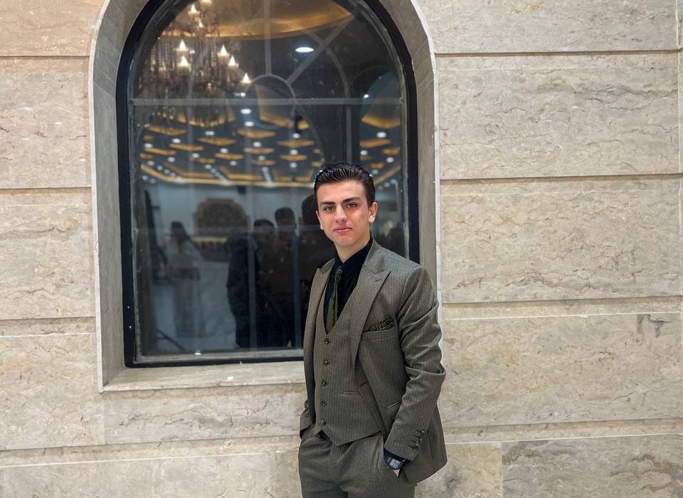 داستانی از آرتین عزیزی از نویسندگان انتشارات حوزه مشق