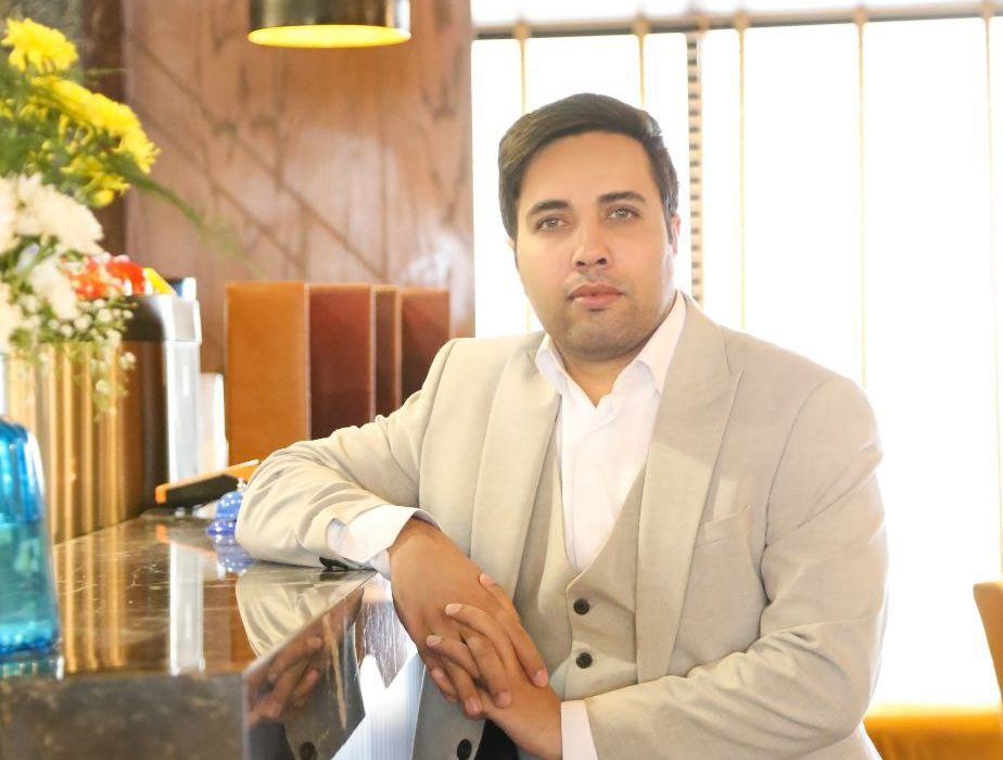 وقتی ادبیات بال می‌گیرد؛ روایت یک مسئولیت فرهنگی به نام «جایزه ادبی پرواز»